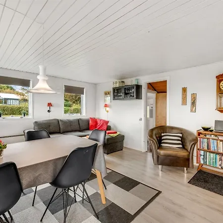 Aslak - 25m From The Sea By Interhome